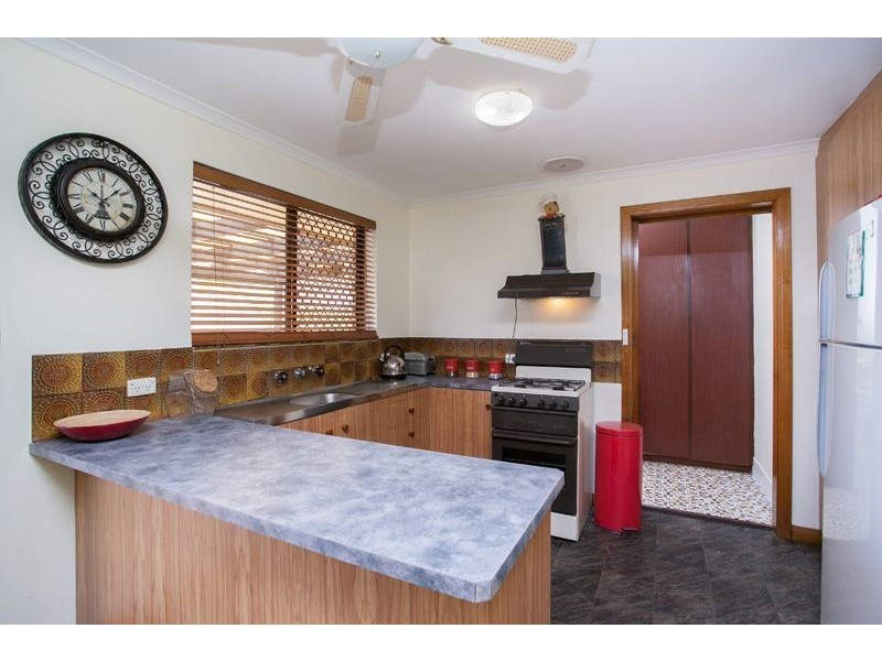 18 Currawong Crescent, Modbury Heights SA 5092