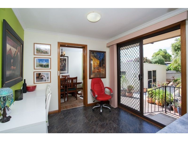 18 Currawong Crescent, Modbury Heights SA 5092