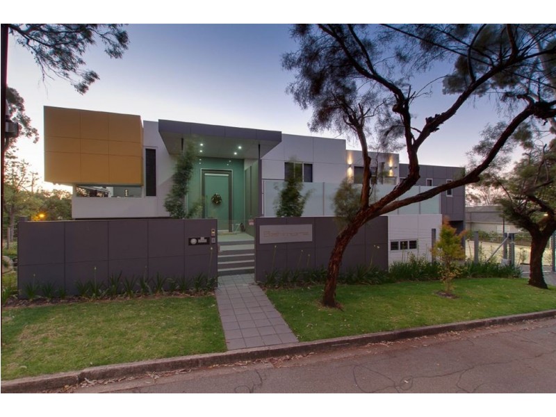 17 Elmglade Road, Springfield SA 5062