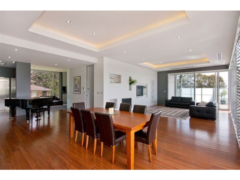 17 Elmglade Road, Springfield SA 5062