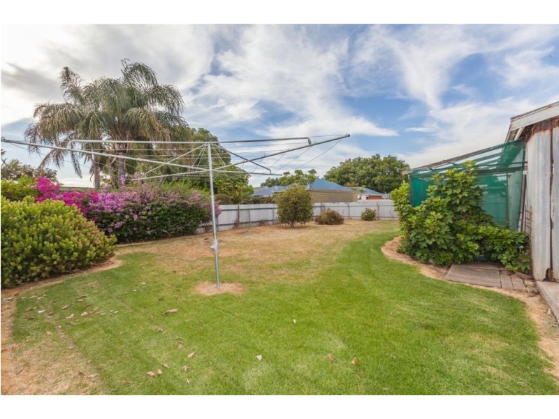 35 Hobart Road, Henley Beach South SA 5022