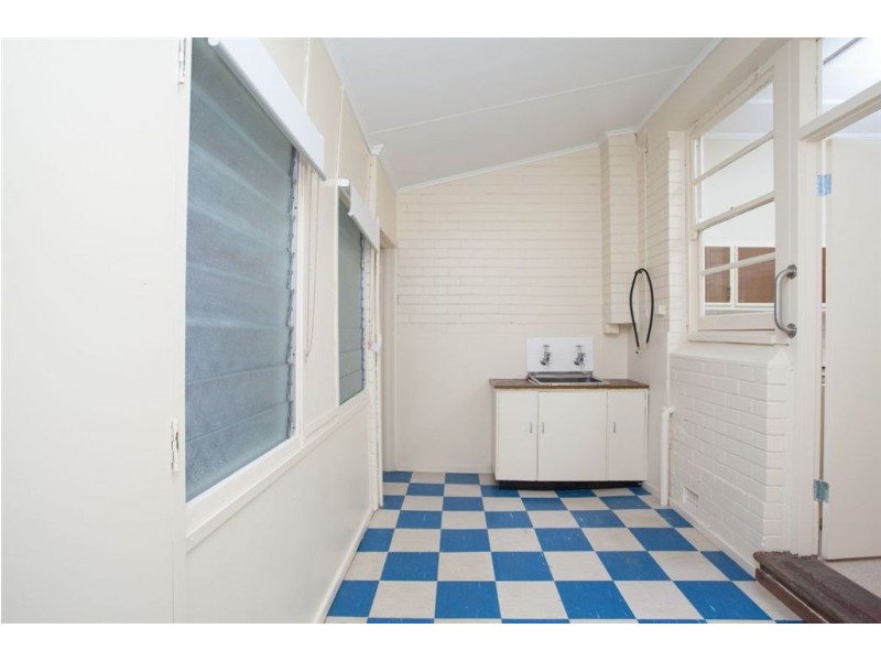 29 & 31 Spring Street, Beverley SA 5009