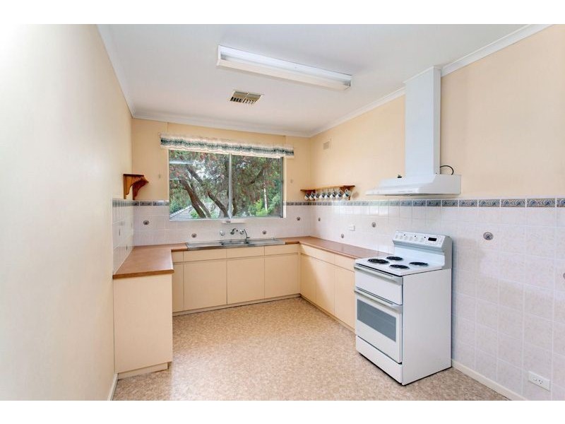 26 Vida Avenue, Redwood Park SA 5097