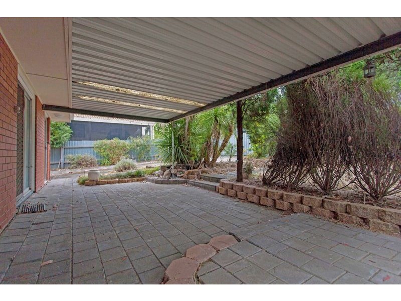 26 Vida Avenue, Redwood Park SA 5097