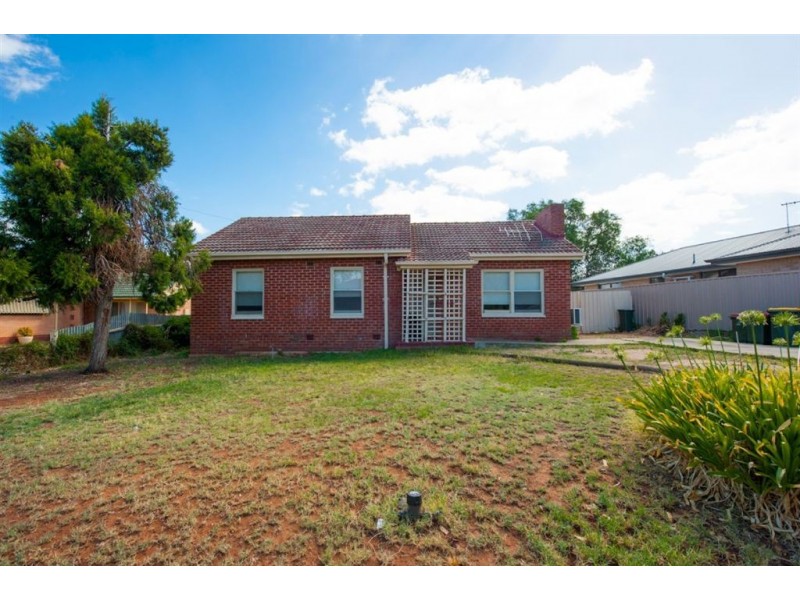 13 Hawk Street, Elizabeth Park SA 5113