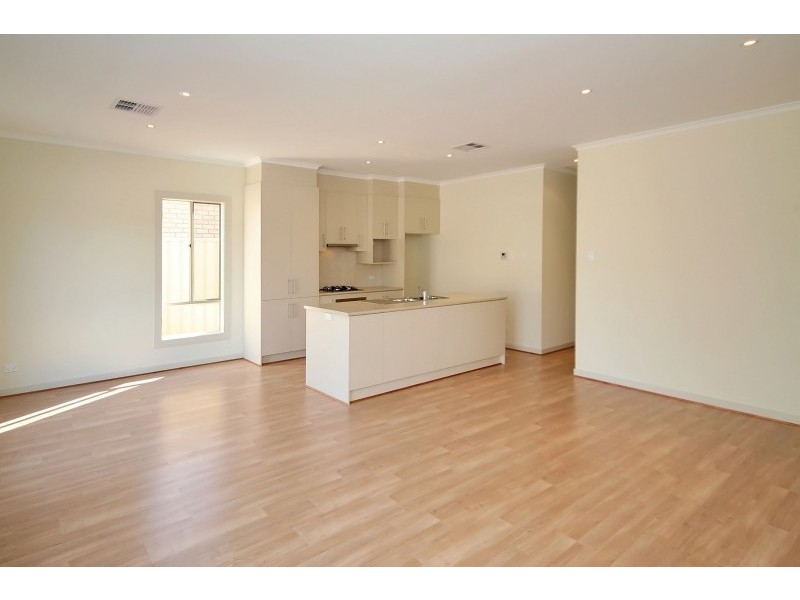 16 Harrow Street, Dover Gardens SA 5048