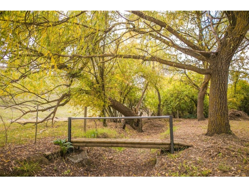 13 Victoria Street, Hahndorf SA 5245