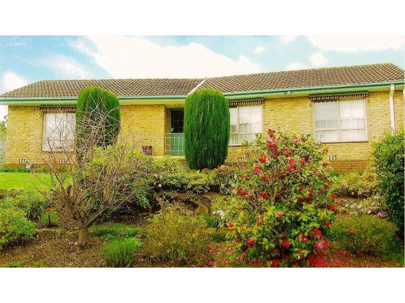 1 Lutana Court, Frankston VIC 3199