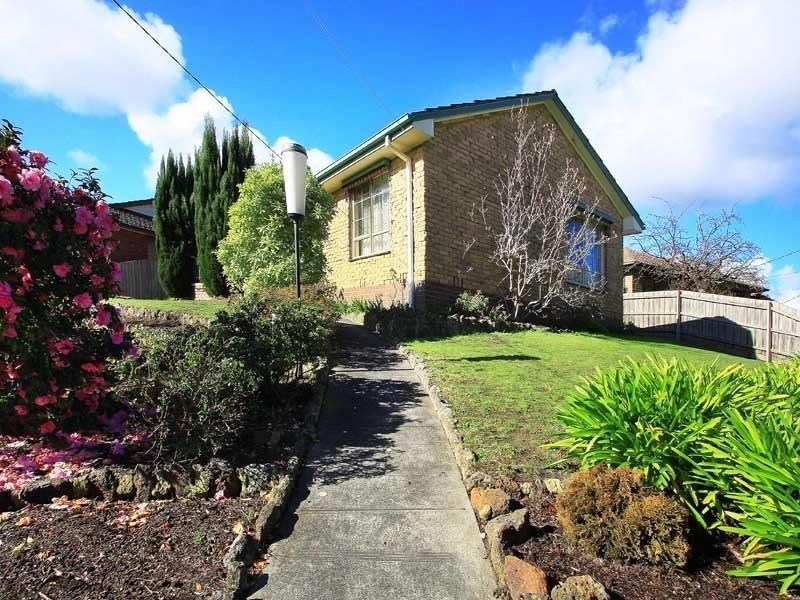 1 Lutana Court, Frankston VIC 3199