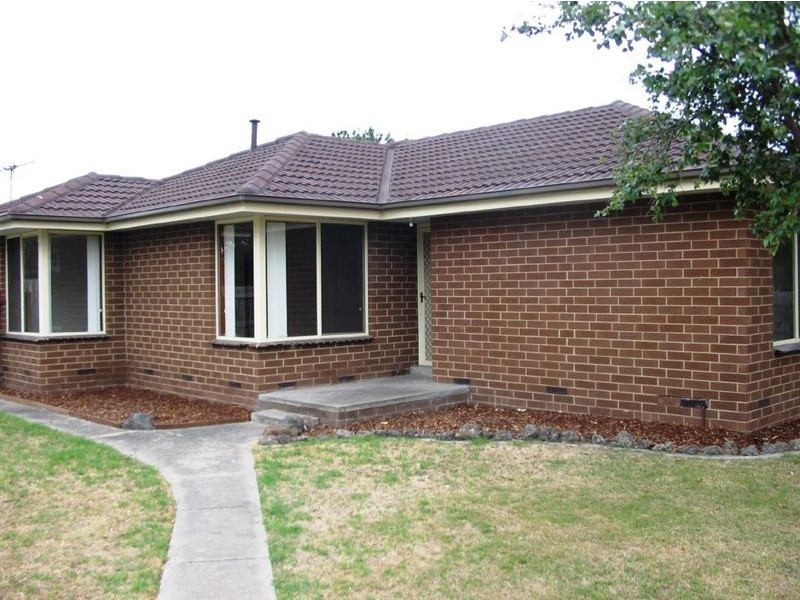 1 Lombard Way, Seaford VIC 3198