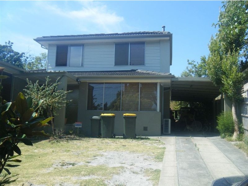 33 Karingal Drive, Frankston VIC 3199