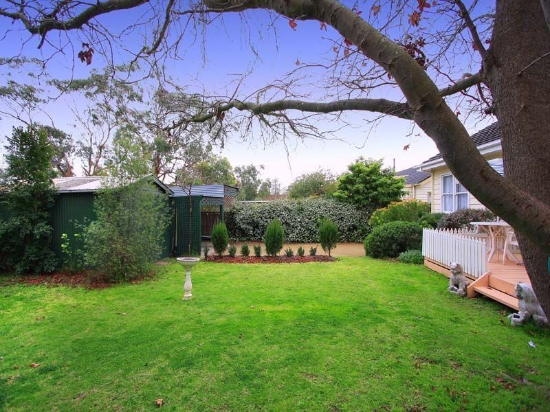 8 Idon Avenue, Frankston South VIC 3199