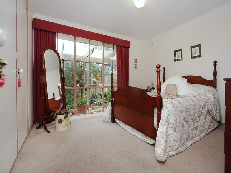 6 Napier Court, Frankston VIC 3199