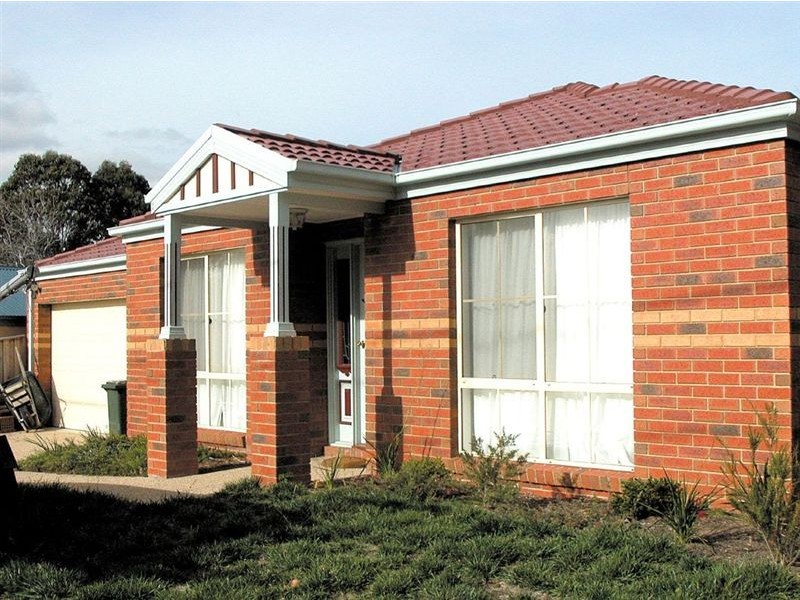 1/2 Boronia Close, Frankston VIC 3199