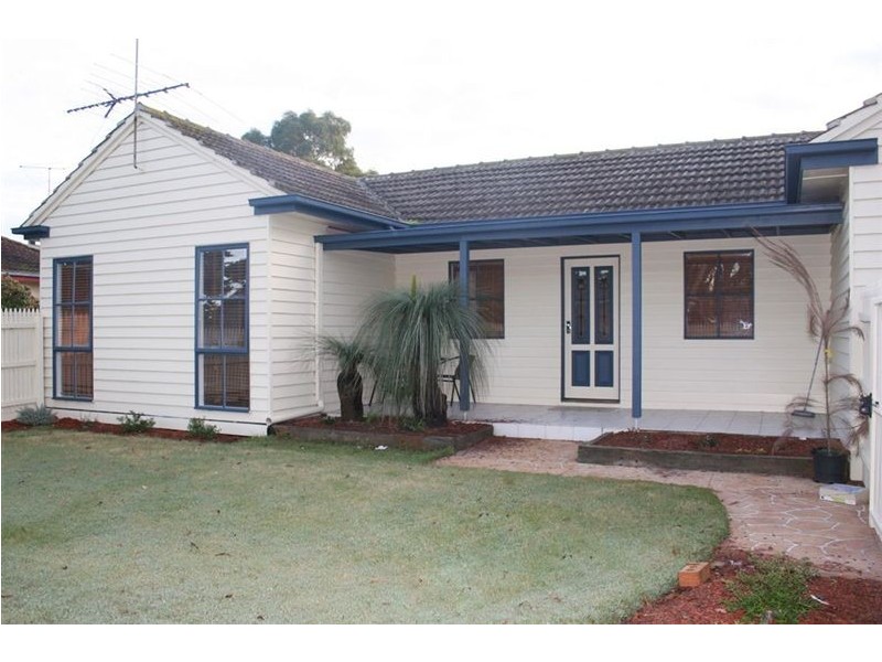 5 Cricklewood Avenue, Frankston VIC 3199