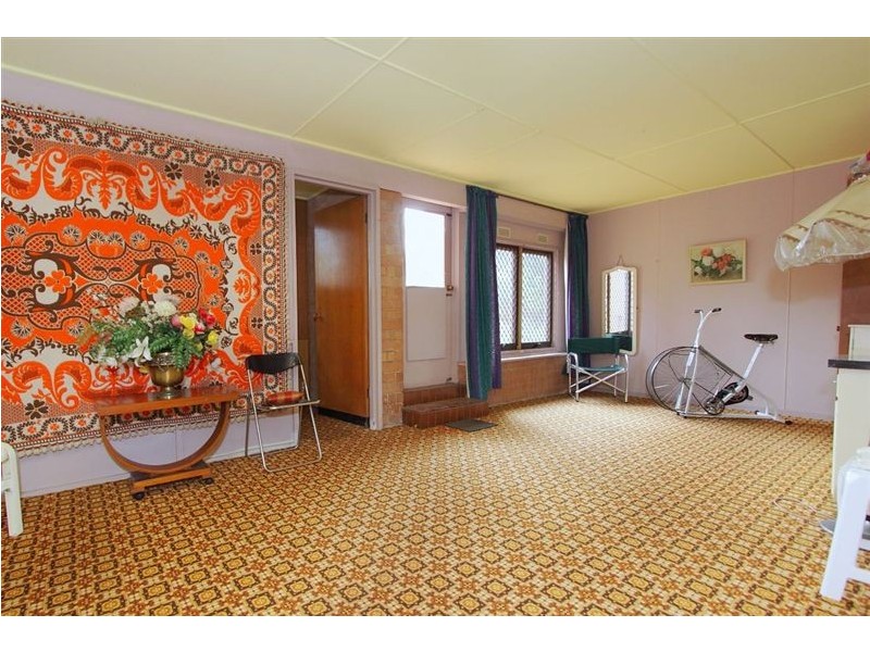 1 Harcourt Avenue, Frankston South VIC 3199