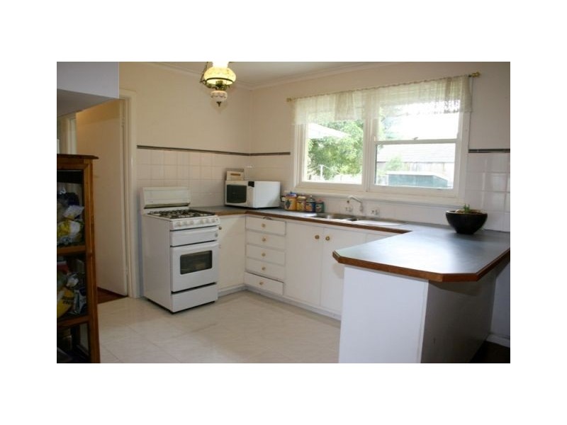 25 Helvetia Court, Frankston VIC 3199