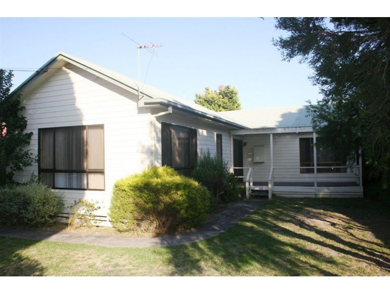 15 Parer Street, Frankston VIC 3199
