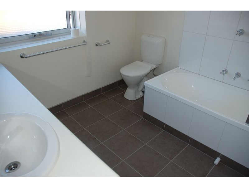 1/125-126 Nepean Highway, Frankston VIC 3199