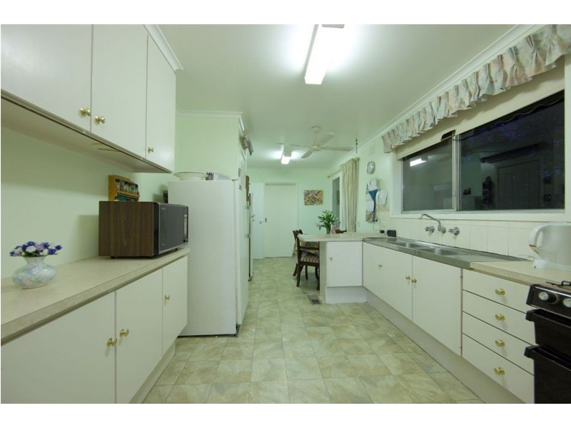 8 Almora Close, Frankston VIC 3199