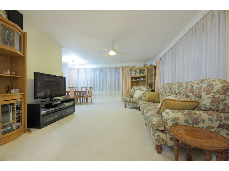 8 Almora Close, Frankston VIC 3199