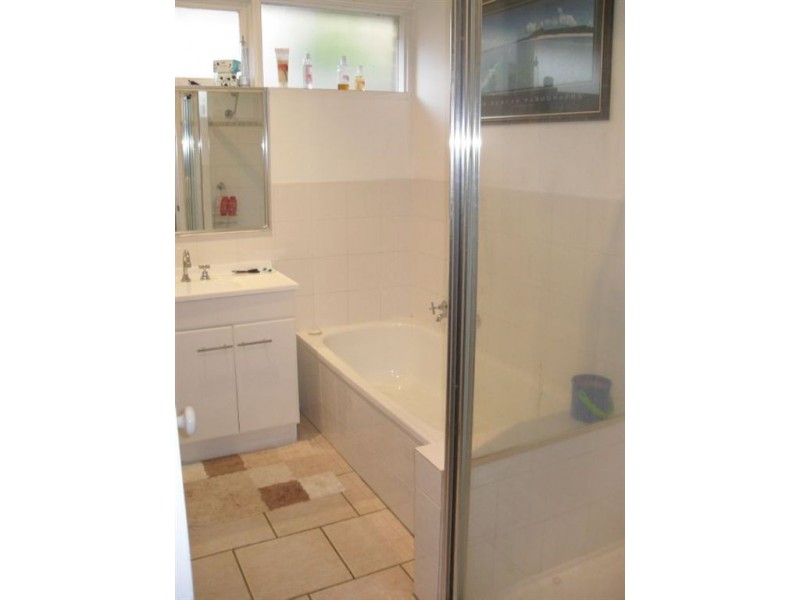 17 Grimwade Crescent, Frankston VIC 3199