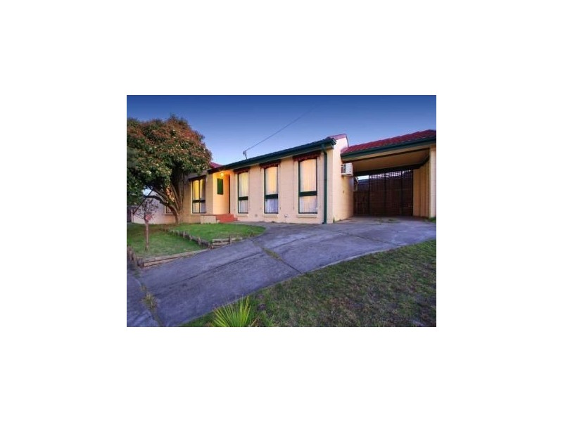 1 Bunarong Drive, Frankston VIC 3199