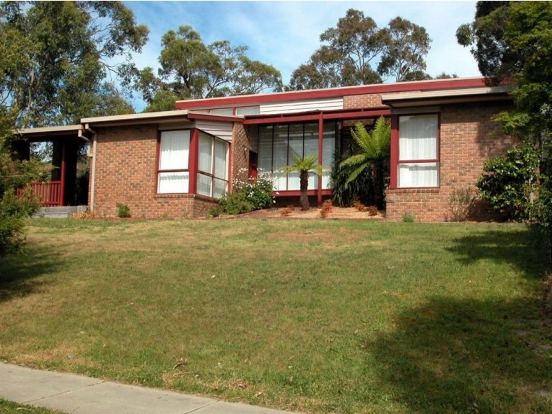 65 Franciscan Ave, Frankston VIC 3199