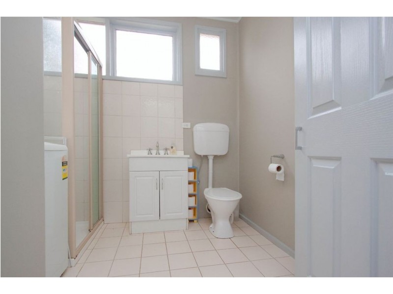 3/11 Lewis St, Frankston VIC 3199