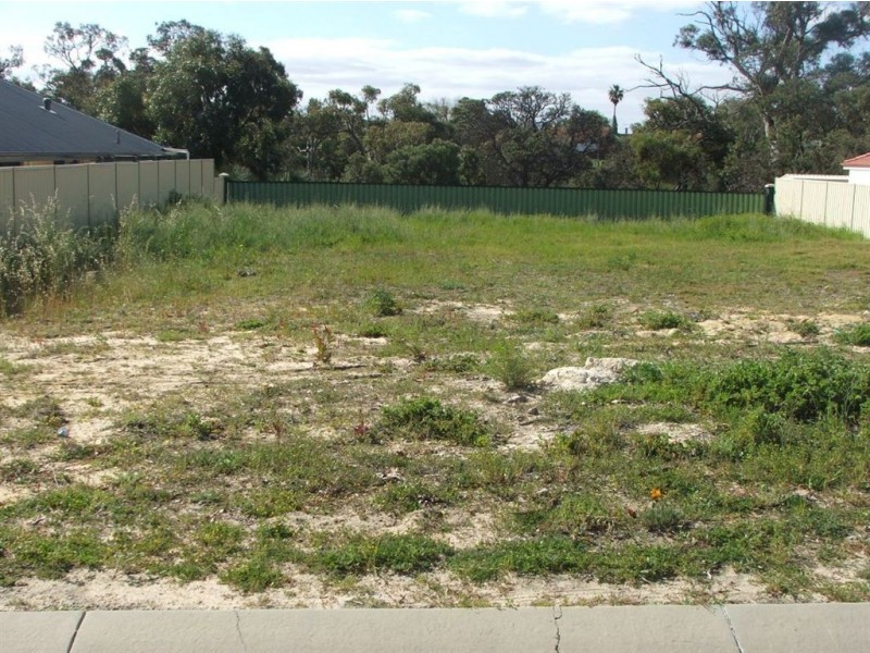 26 Forillion Avenue, Bibra Lake WA 6163