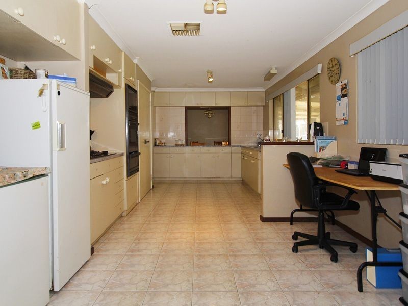A/36 Mortimer Street, Wattleup WA 6166