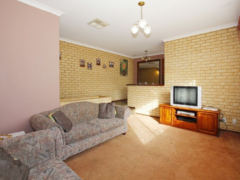 A/36 Mortimer Street, Wattleup WA 6166