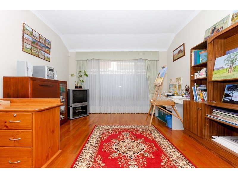39 The Lakes Boulevard, Jandakot WA 6164