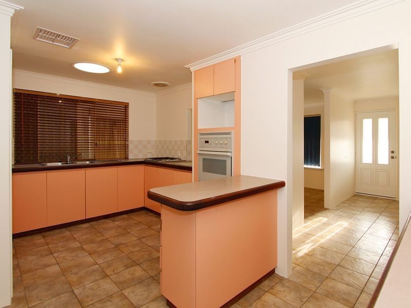 5 Beebin Place, Yangebup WA 6164