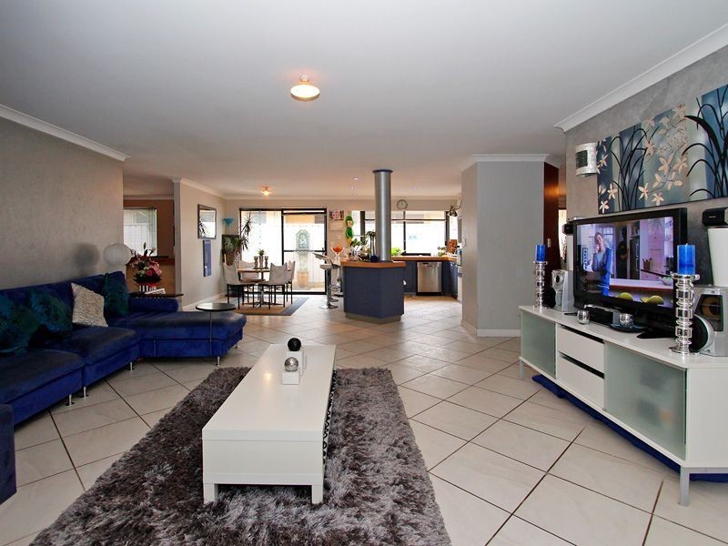 48 Forillion Avenue, Bibra Lake WA 6163