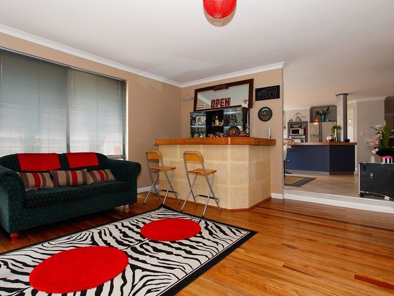 48 Forillion Avenue, Bibra Lake WA 6163