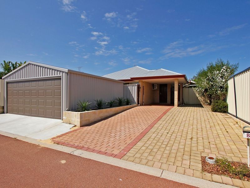 8 Arno Lane, Success WA 6164