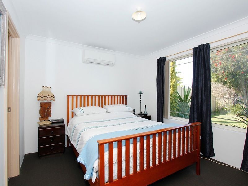 8 Arno Lane, Success WA 6164