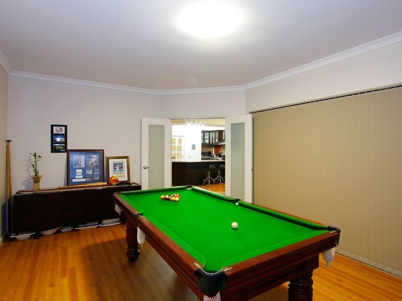 10 Dunlap Avenue, Success WA 6164