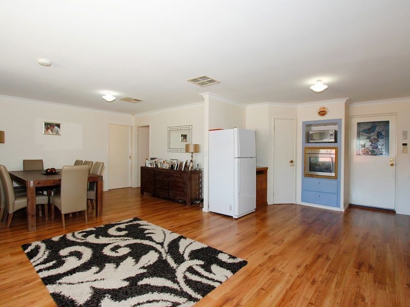 10 Tourner Retreat, Atwell WA 6164