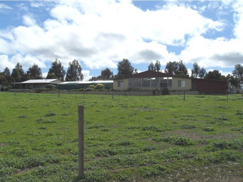 Lot 836 Newdegate Road, Kendenup WA 6323