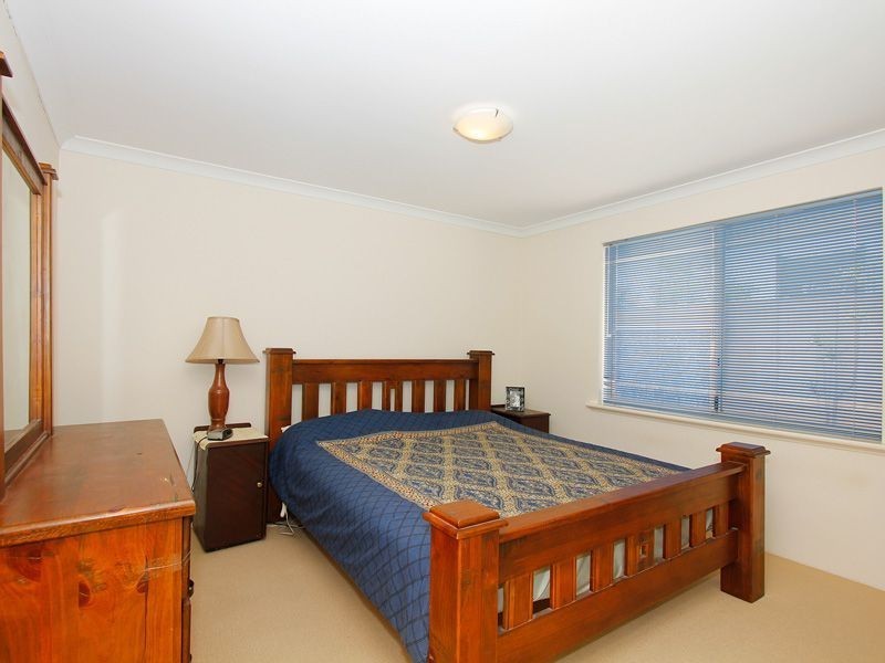 6 Sinagra Way, Yangebup WA 6164