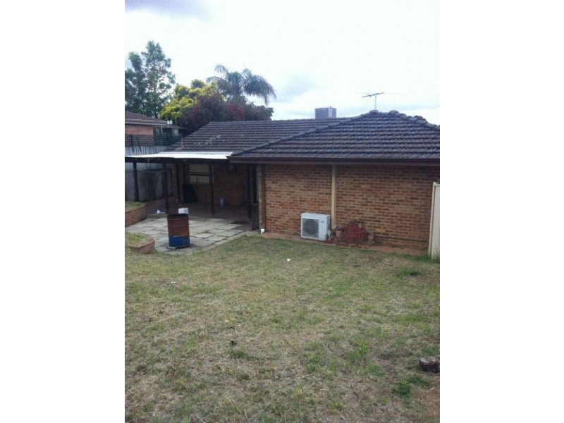 27 Moorhen Drive, Yangebup WA 6164