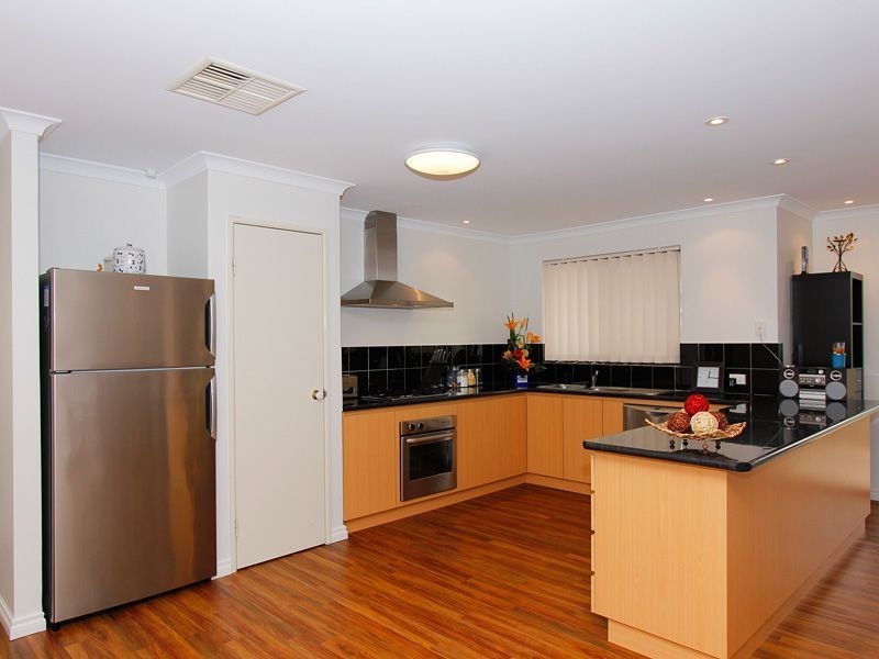 8 Darter Close, Beeliar WA 6164