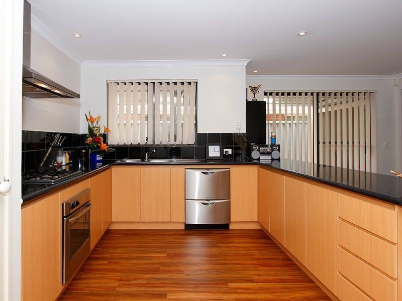 8 Darter Close, Beeliar WA 6164