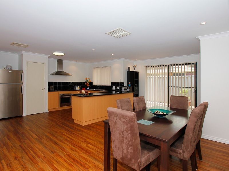 8 Darter Close, Beeliar WA 6164