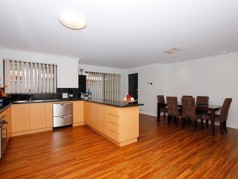 8 Darter Close, Beeliar WA 6164