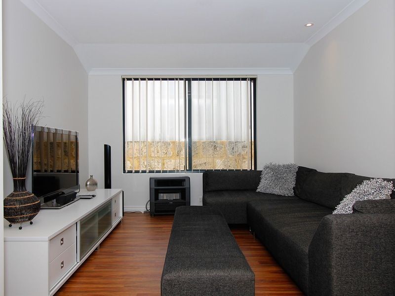 8 Darter Close, Beeliar WA 6164