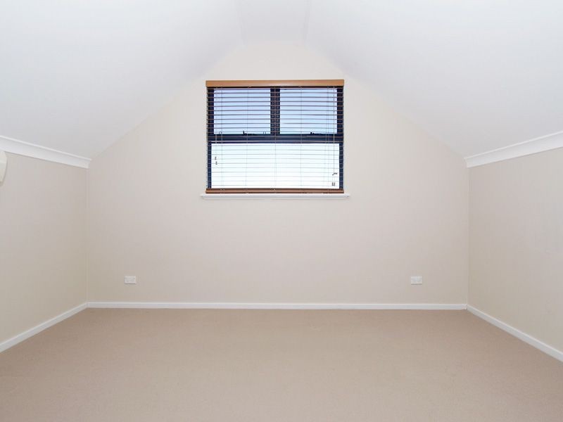 1/18 Lagrange Street, Success WA 6164
