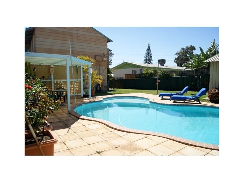 33 Smith St, Kalbarri WA 6536